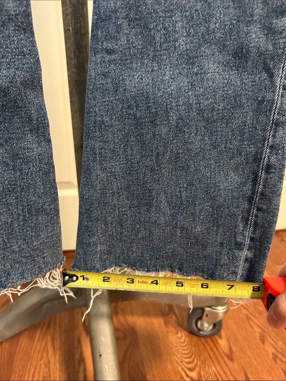 True Religion Joey mid-rise flare Jeans 25 - Picture 3 of 4